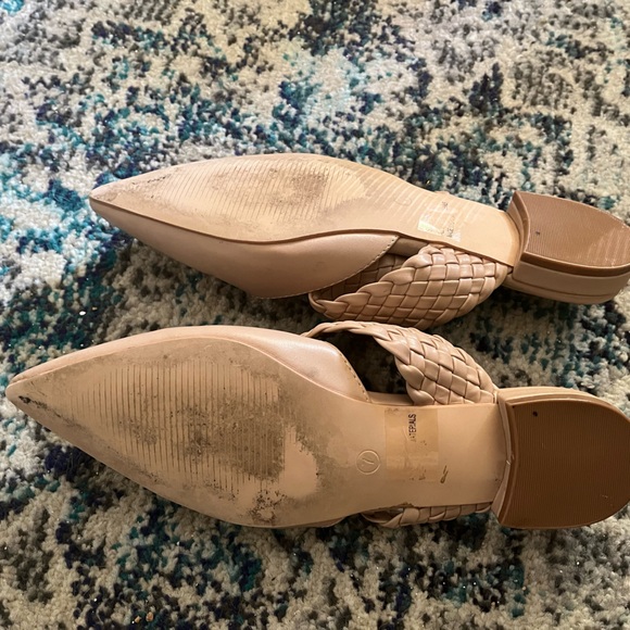 Lulu’s Beige Flat Mule Sandals - Picture 3 of 3